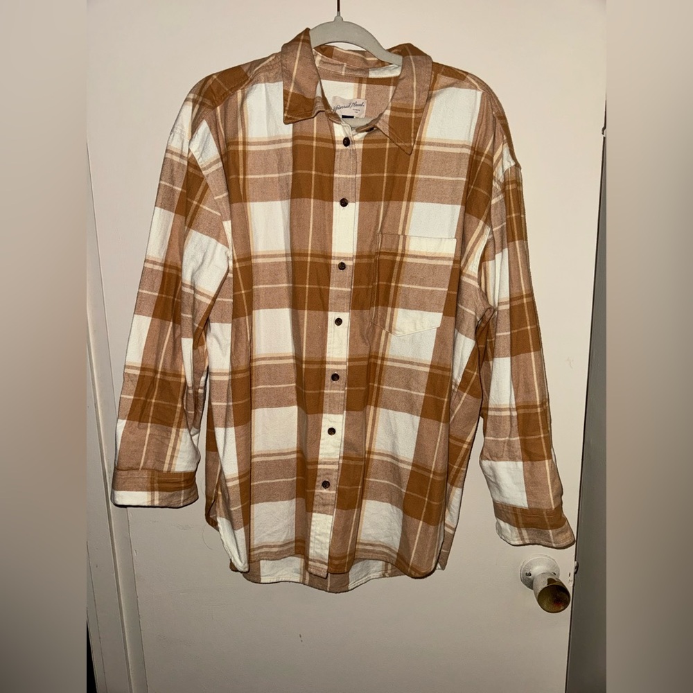 Universal Thread Brown and White Plaid Button-Down Shirt